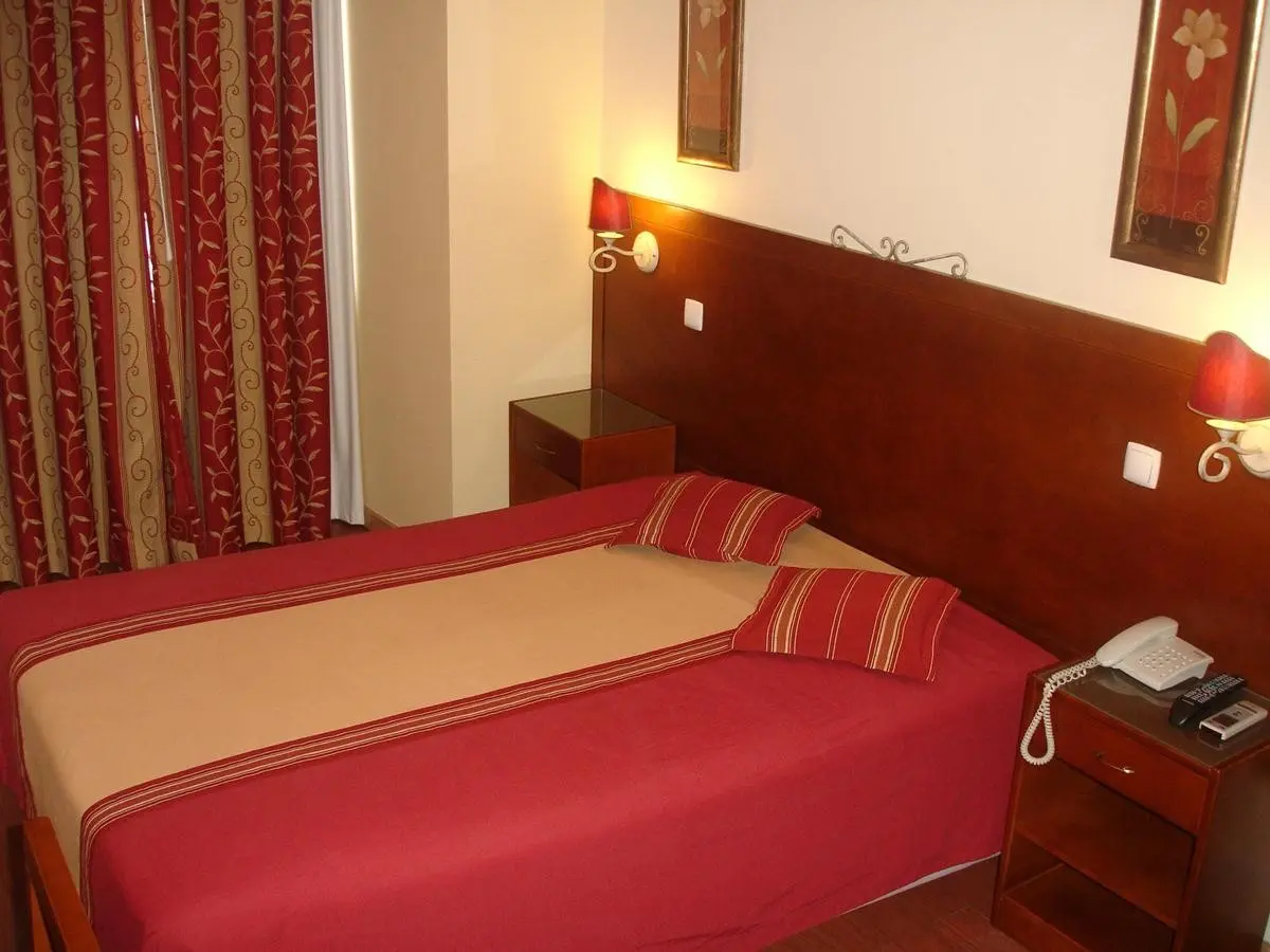 Grande Pensao Alcobia — GRANDE PENSAO ALCOBIA