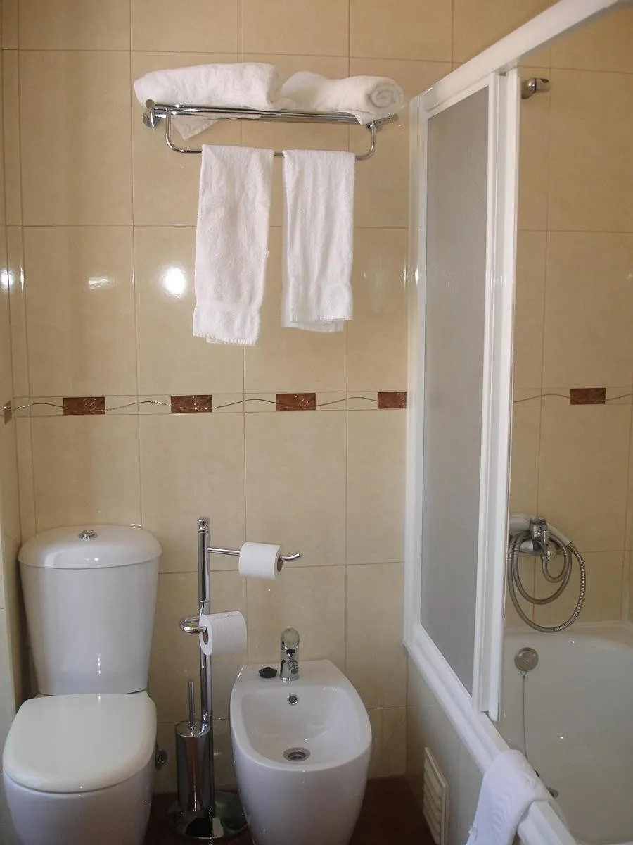 Grande Pensao Alcobia — GRANDE PENSAO ALCOBIA