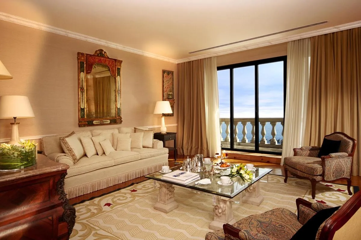 Grande Real Villa Italia — GRANDE REAL VILLA ITALIA