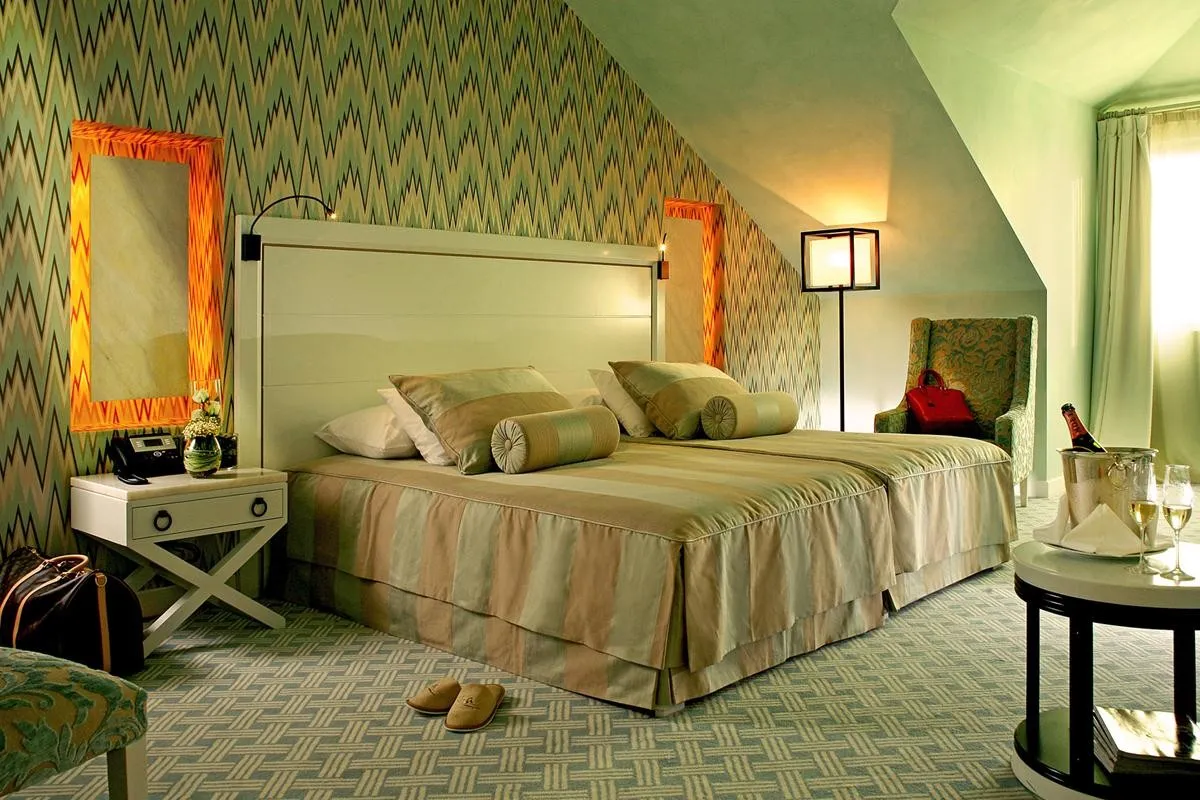 Grande Real Villa Italia — GRANDE REAL VILLA ITALIA