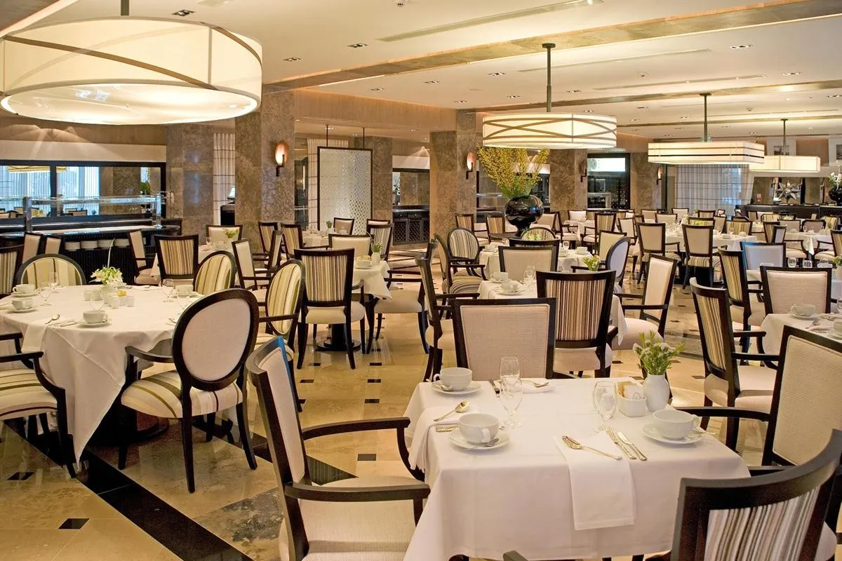 Grande Real Villa Italia — GRANDE REAL VILLA ITALIA