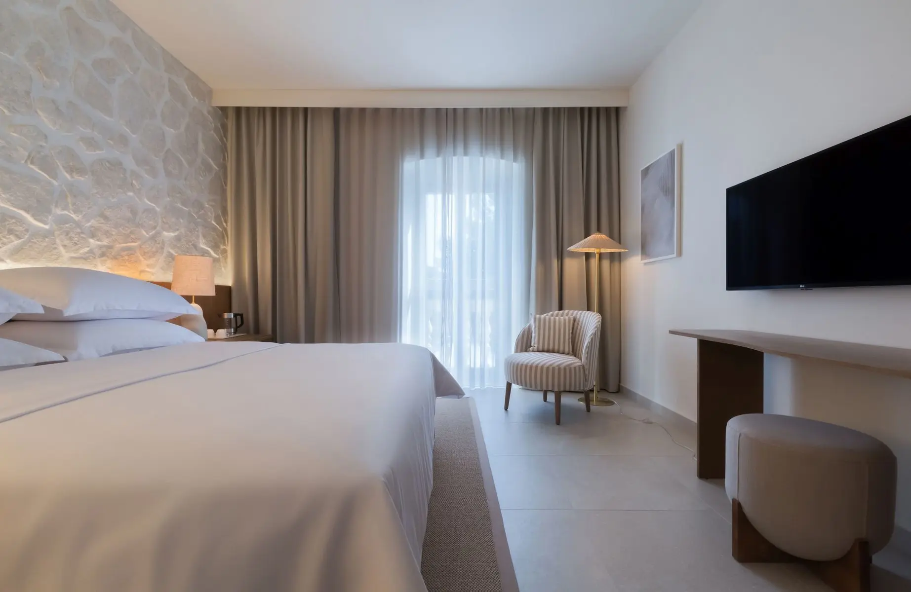 Heritage Hotel Kastelet — HERITAGE HOTEL KASTELET