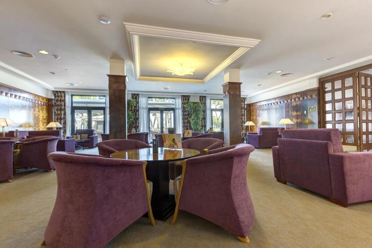 Hipocampo Palace — HIPOCAMPO PALACE