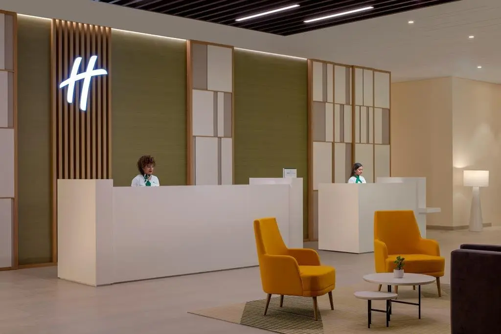 Lobby hotelu Holiday Inn Dubai Business Bay