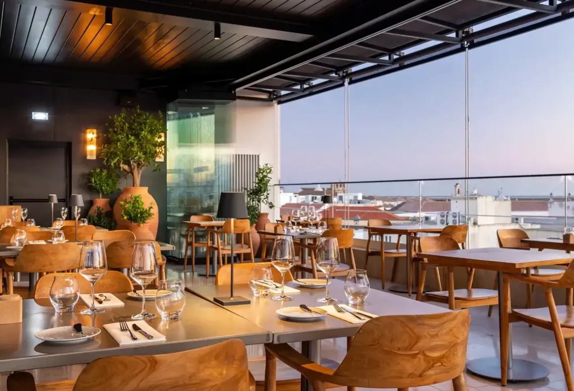 Restauracja i jedzenie w hotelu Hotel 3Hb Faro
