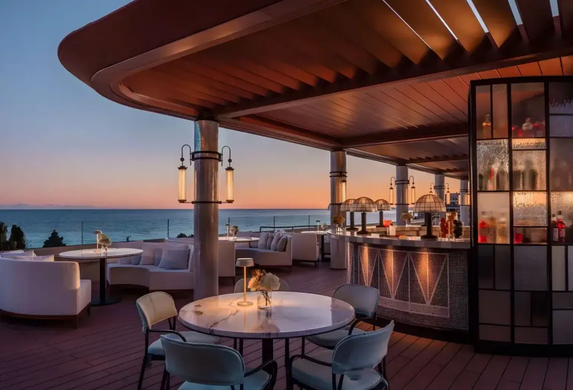 Restauracja i jedzenie w hotelu Hotel Anantara Plaza Nice