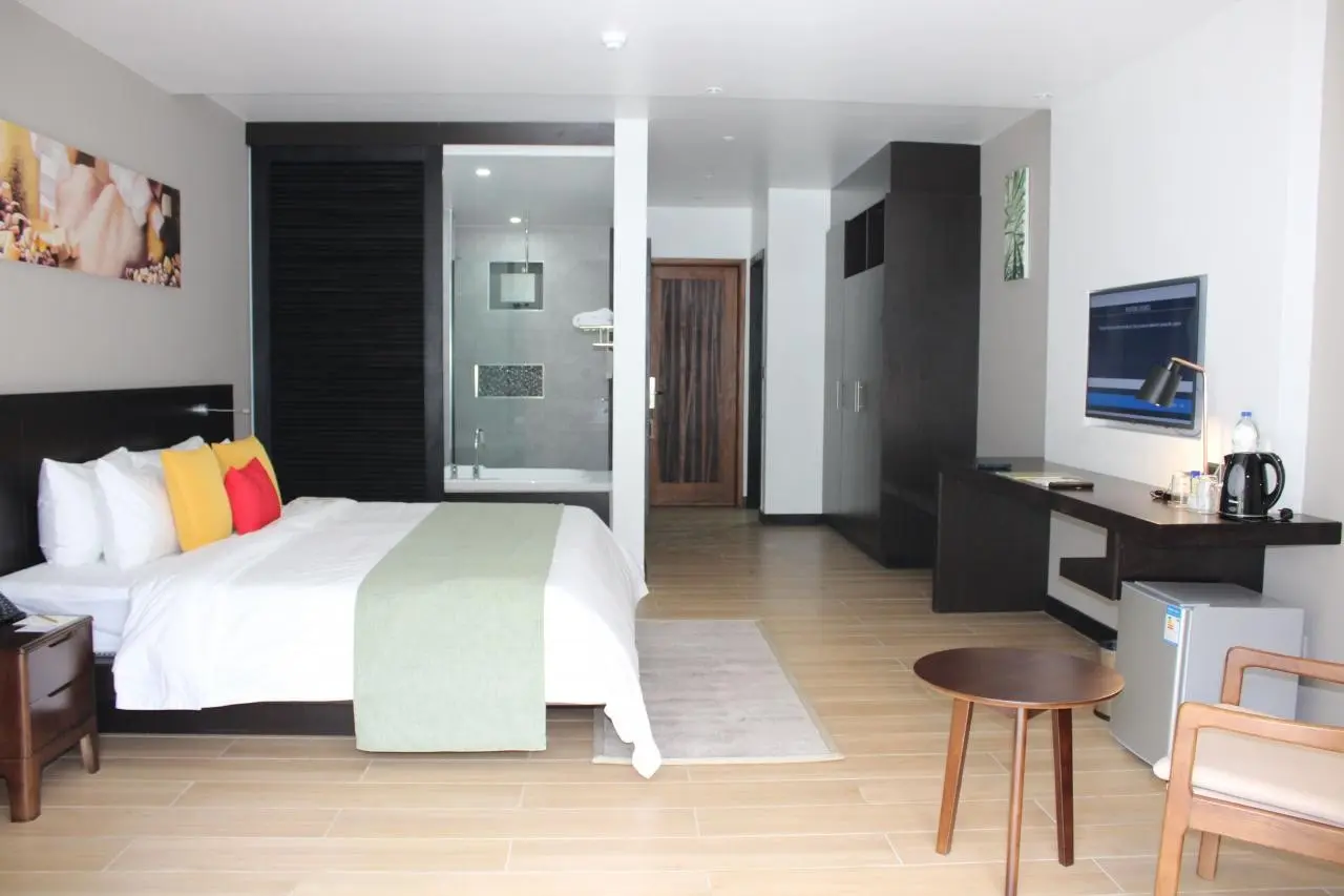 Hotel Crystals Beach Resort & Spa — CRYSTALS BEACH RESORT BELLE MARE