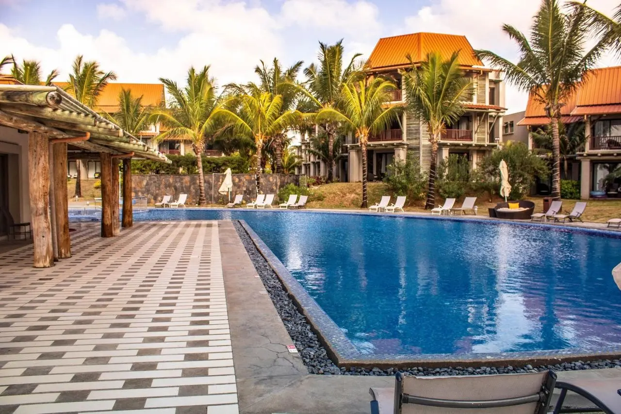 Hotel Crystals Beach Resort & Spa — CRYSTALS BEACH RESORT BELLE MARE