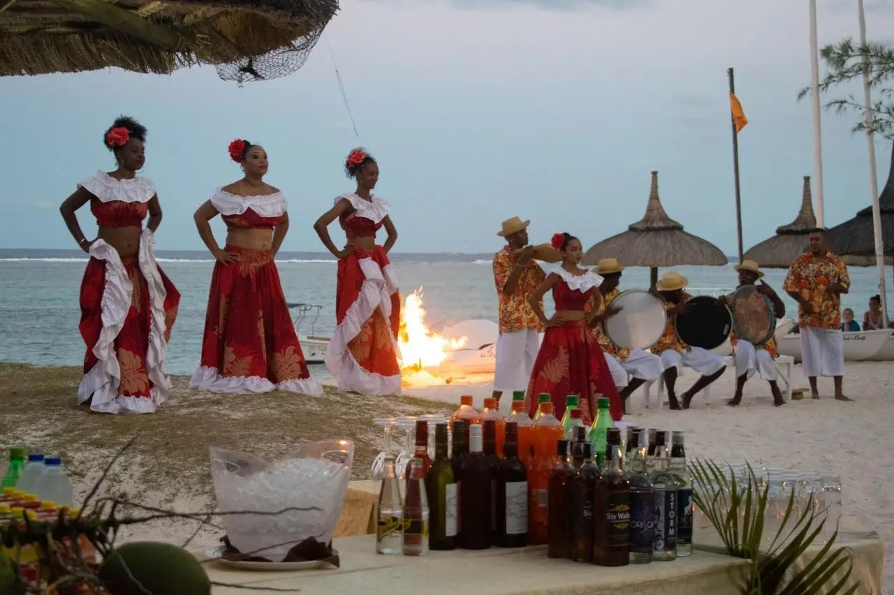 Hotel Crystals Beach Resort & Spa — CRYSTALS BEACH RESORT BELLE MARE