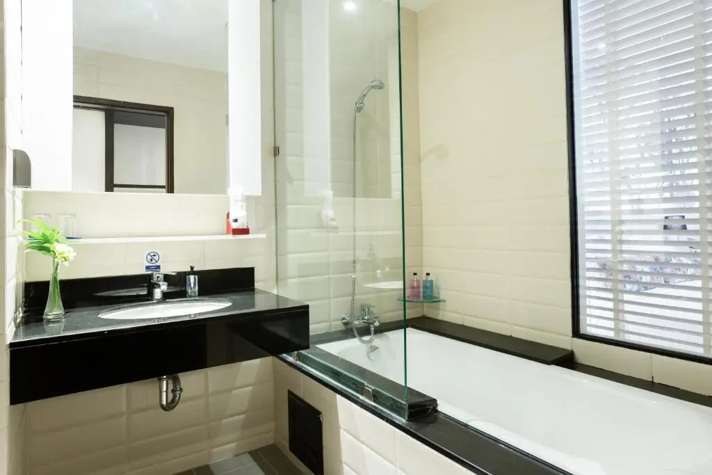 Hotel Deevana Plaza Krabi Aonang — DEEVANA PLAZA KRABI AONANG