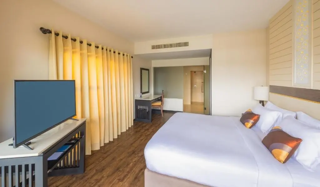 Hotel Deevana Plaza Phuket-Patong — DEEVANA PLAZA PHUKET PATONG