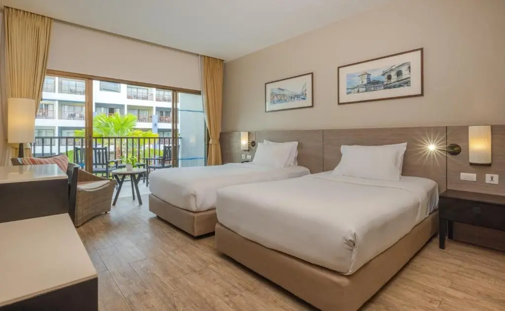 Hotel Deevana Plaza Phuket-Patong — DEEVANA PLAZA PHUKET PATONG