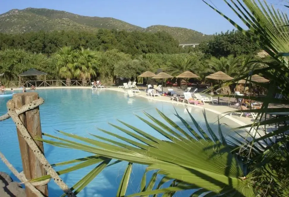 Basen w hotelu Hotel Il Monastero