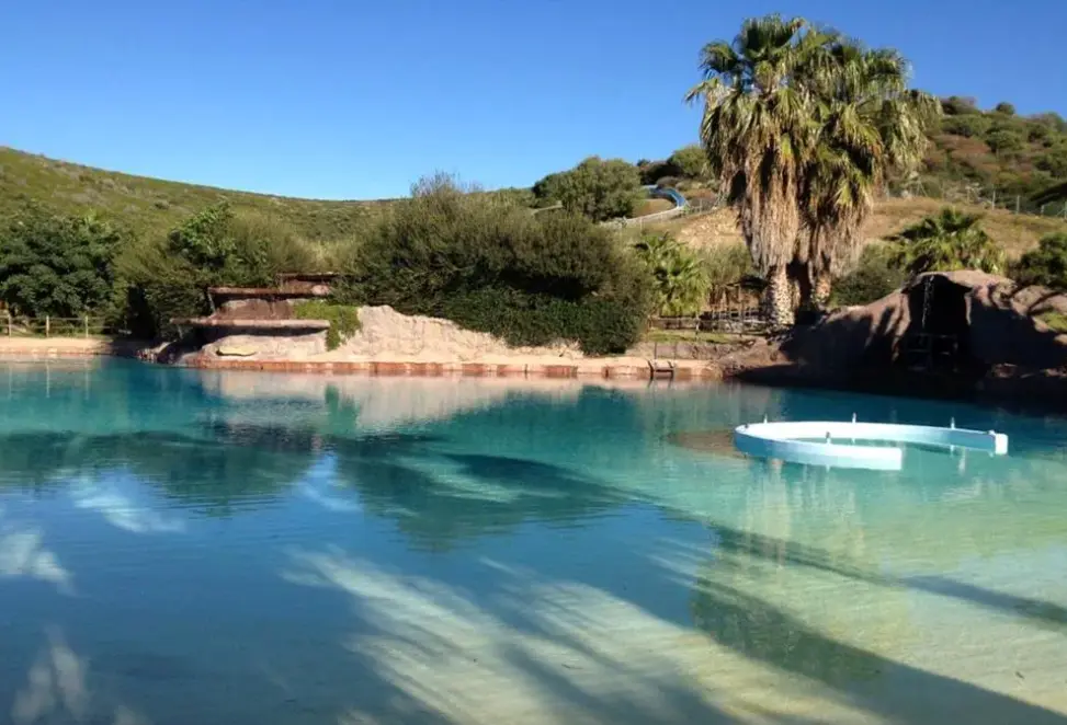 Basen w hotelu Hotel Il Monastero