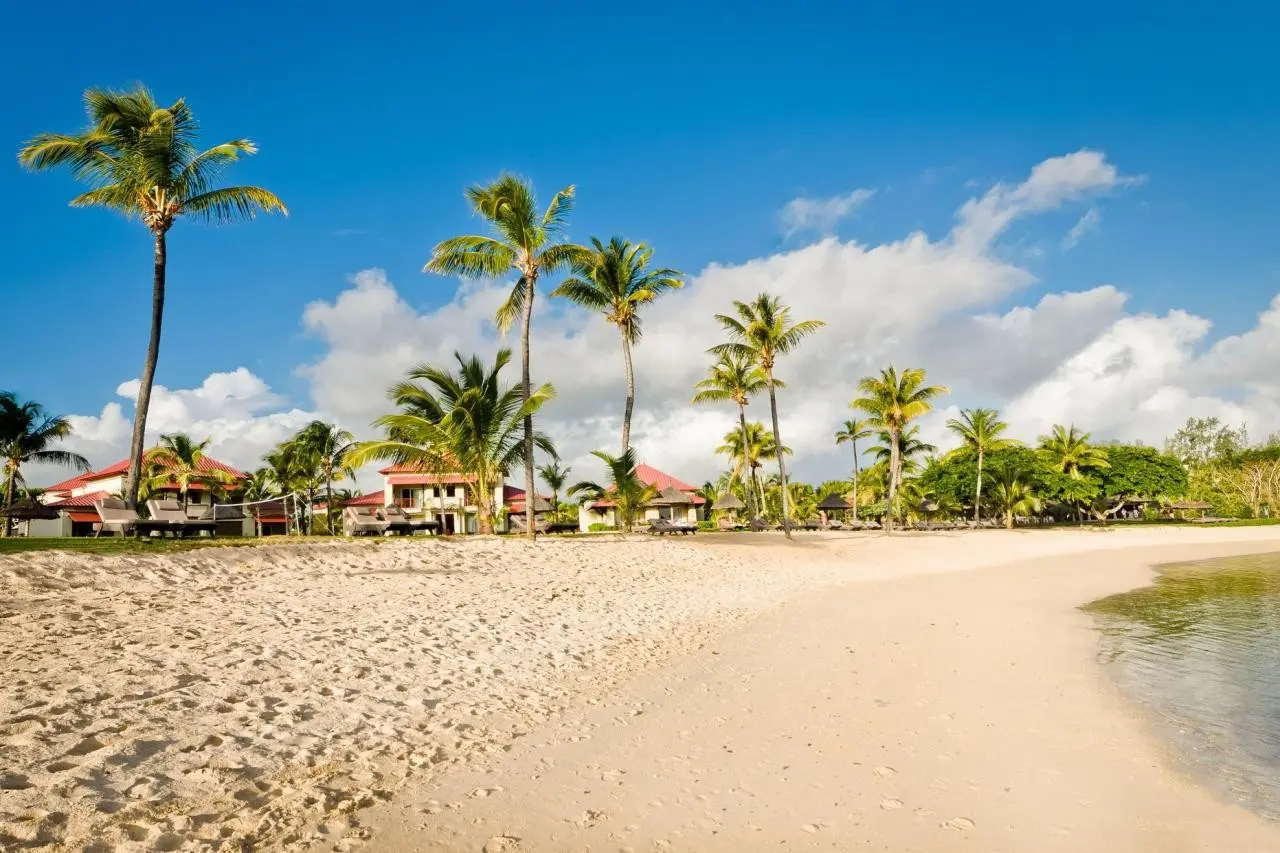 Plaża przy hotelu Hotel Tamassa Bel Ombre