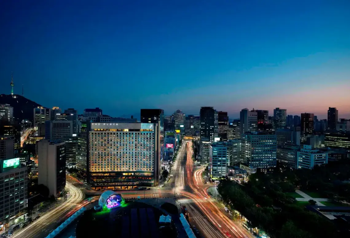 Restauracja i jedzenie w hotelu Hotel The Plaza Seoul Autograph Collection