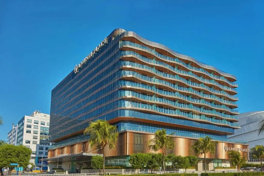 Hotel Lanson Place Moa