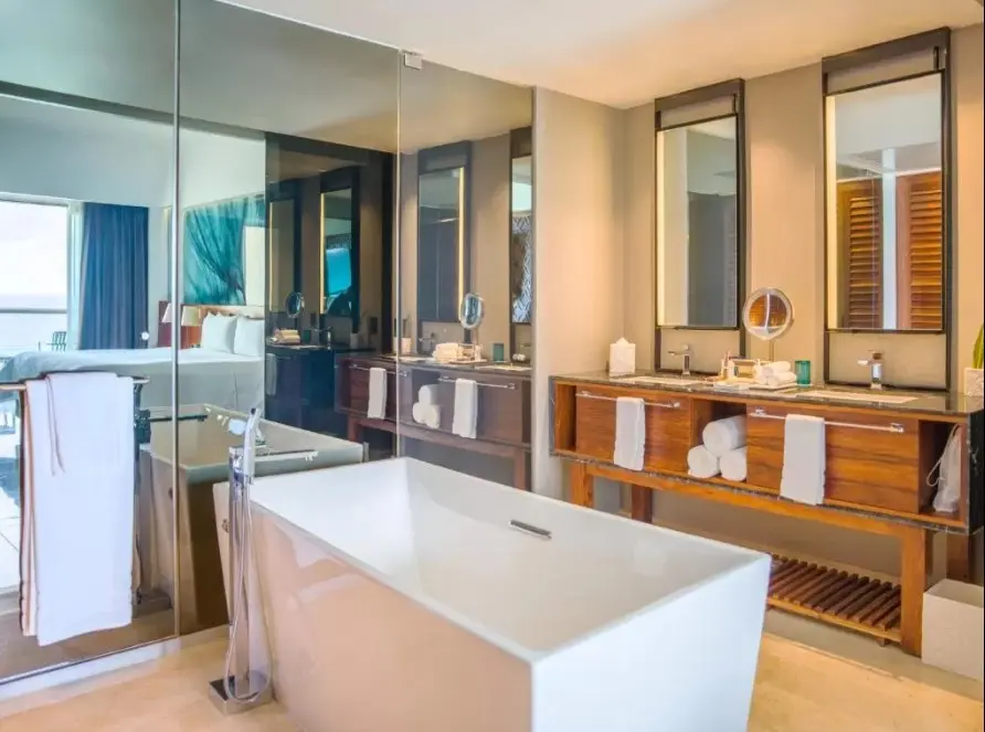 Live Aqua Beach Resort Cancun All Inclusive; Adults Only — LIVE AQUA BEACH RESORT CANCUN ALL INCLUSIVE, ADULTS ONLY