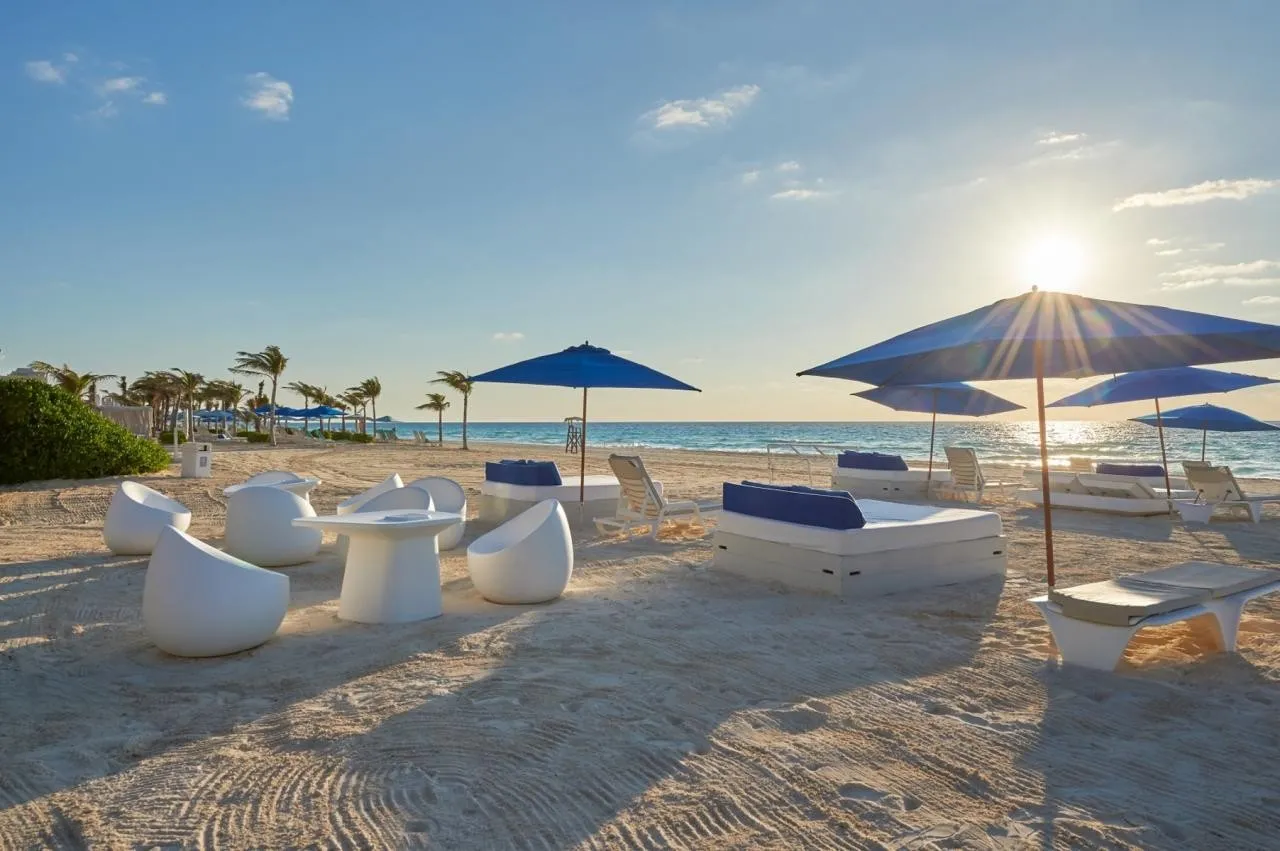 Live Aqua Beach Resort Cancun All Inclusive; Adults Only — LIVE AQUA BEACH RESORT CANCUN ALL INCLUSIVE, ADULTS ONLY