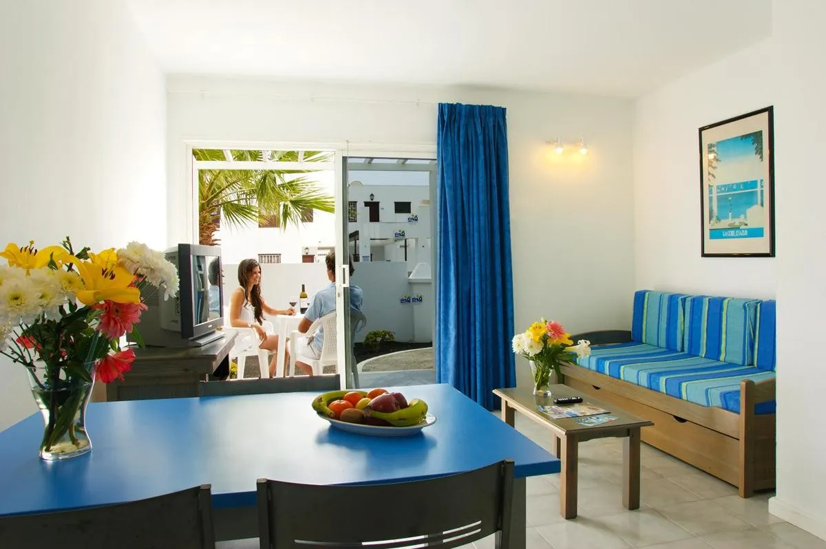 Livvo Oasis — LIVVO OASIS