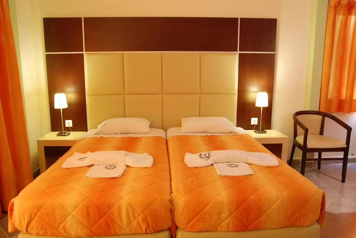 Louros Beach — LOUROS BEACH