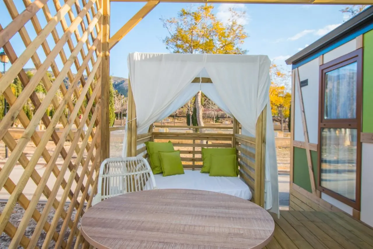 Magic Robin Hood — MAGIC ROBIN HOOD