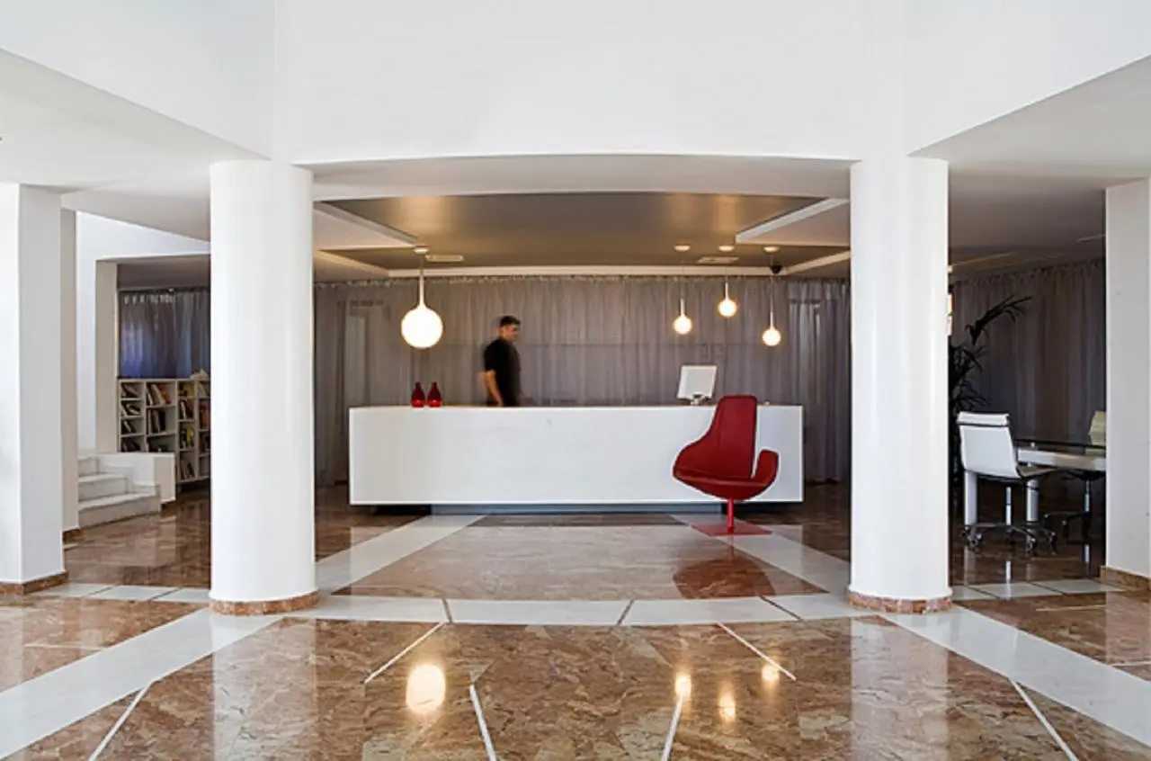 Majestic Hotel Jtr — MAJESTIC HOTEL JTR