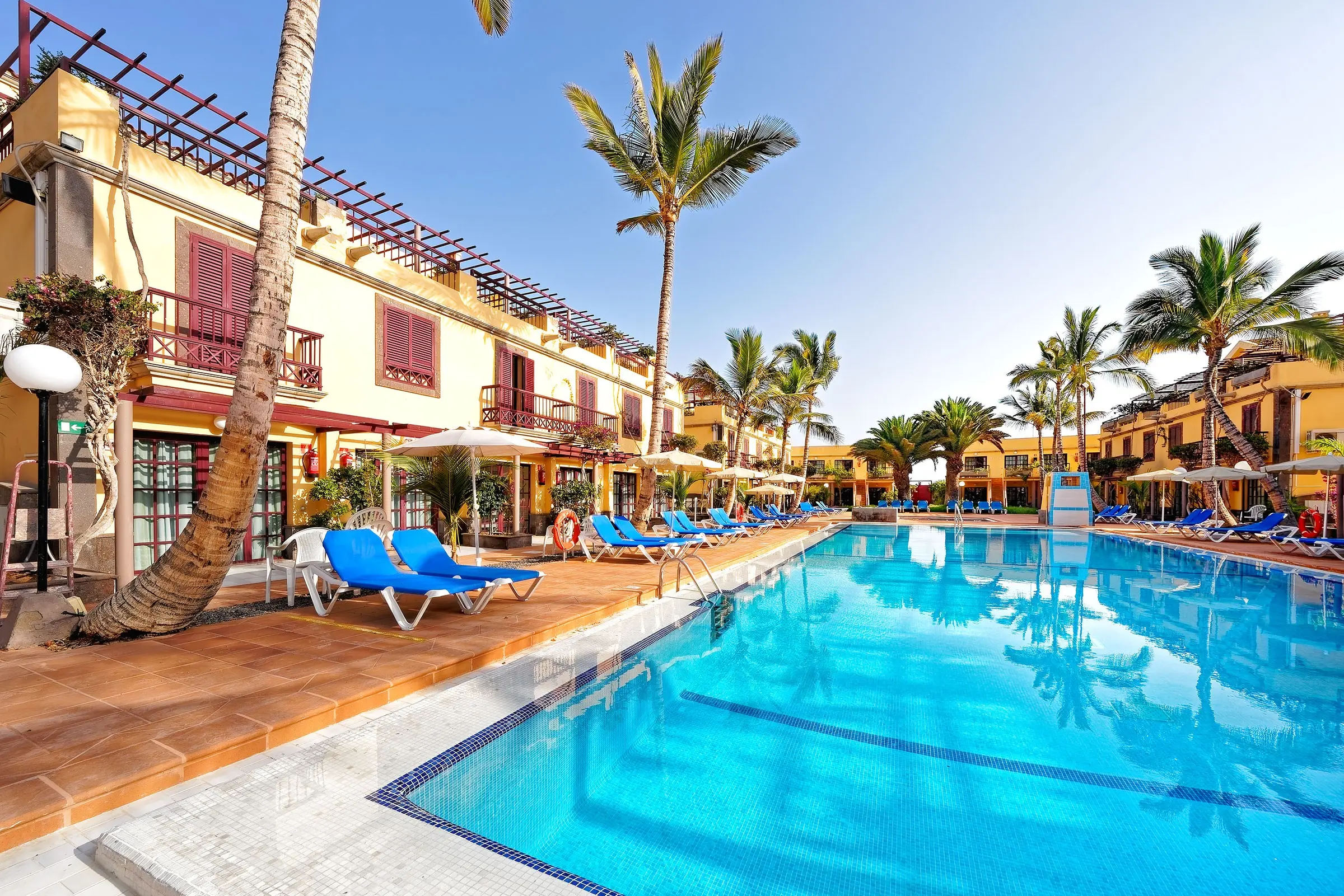 Maspalomas Oasis Club — MASPALOMAS OASIS CLUB