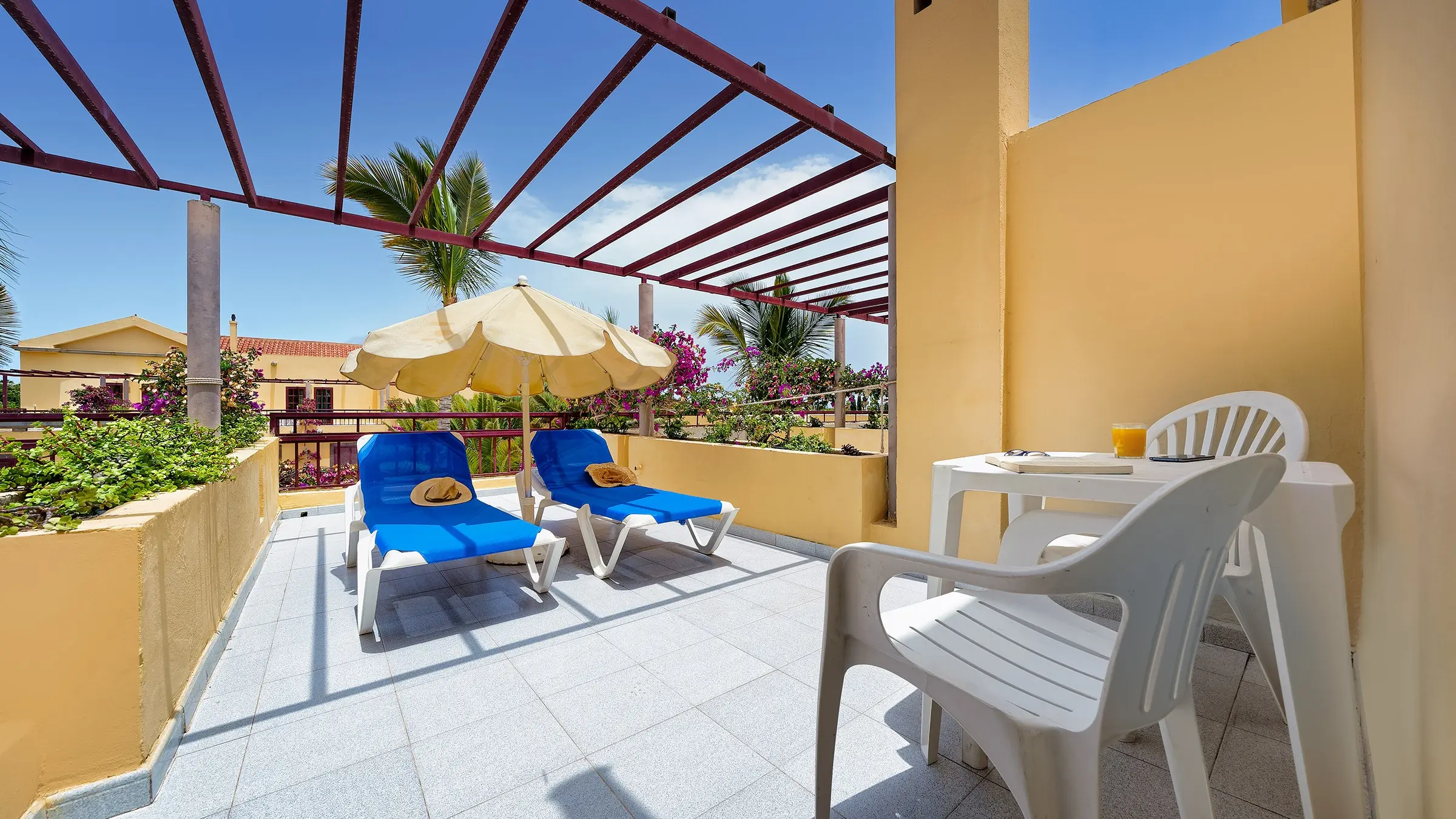 Maspalomas Oasis Club — MASPALOMAS OASIS CLUB