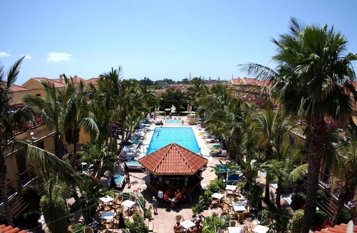 Maspalomas Oasis Club — MASPALOMAS OASIS CLUB
