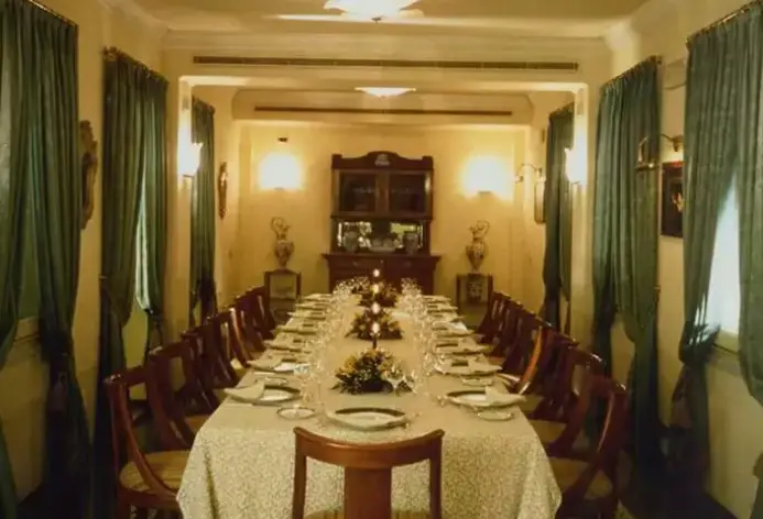 Restauracja i jedzenie w hotelu Mecenate Palace