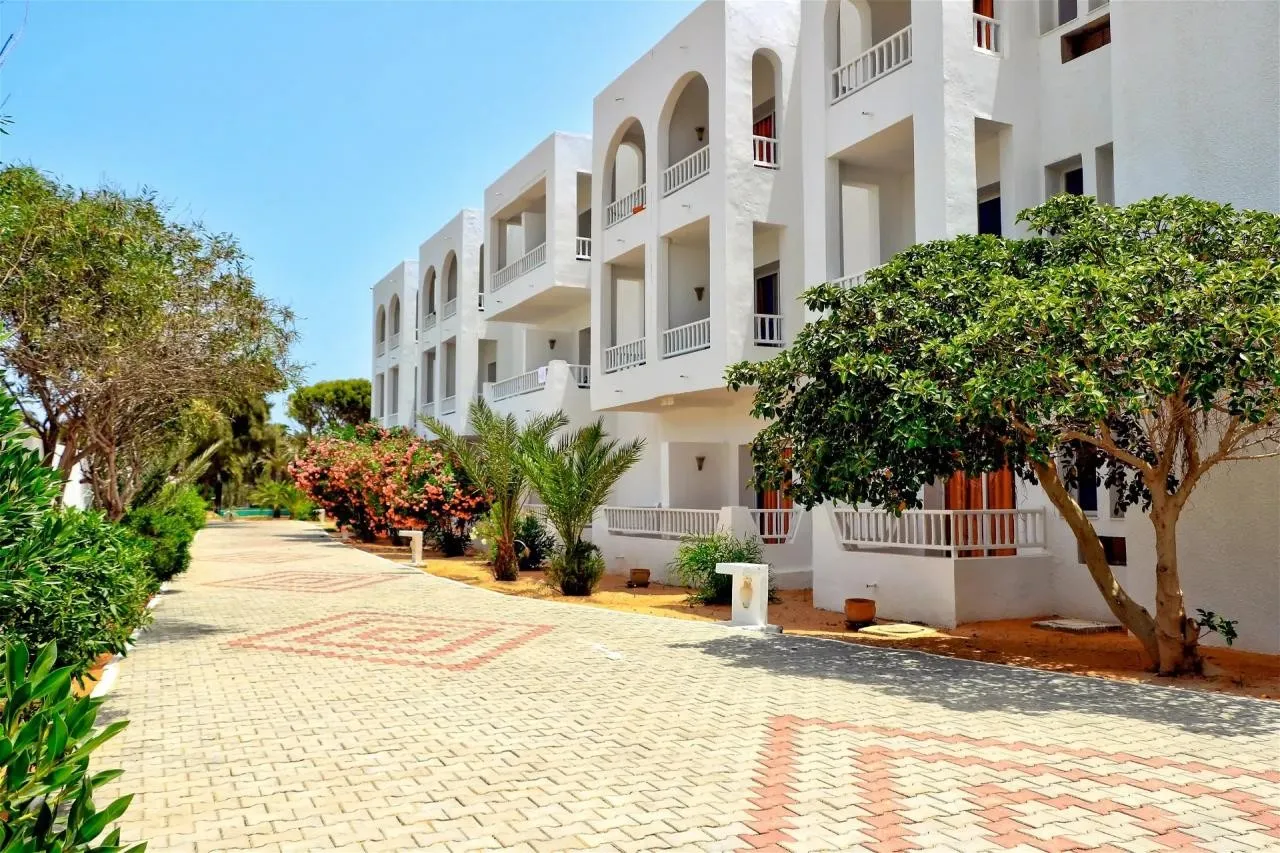 Meninx Resort Spa & Aqua Park (Ex.Riadh Meninx & Club Meninx) — MENINX RESORT SPA & AQUA PARK (EX.RIADH MENINX & CLUB MENINX)