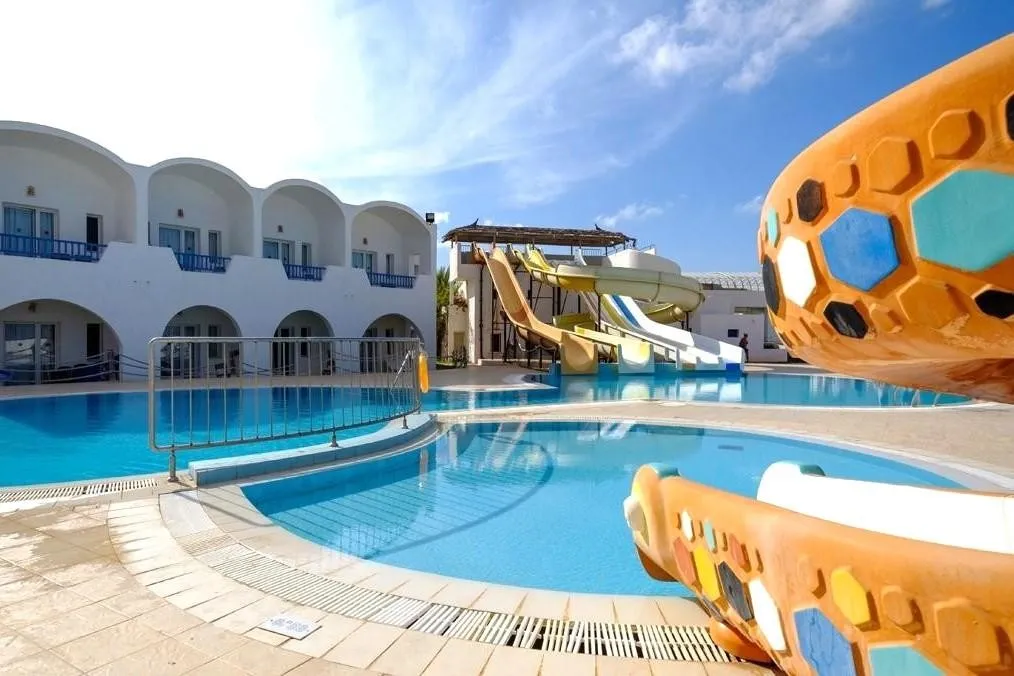 Meninx Resort Spa & Aqua Park (Ex.Riadh Meninx & Club Meninx) — MENINX RESORT SPA & AQUA PARK (EX.RIADH MENINX & CLUB MENINX)