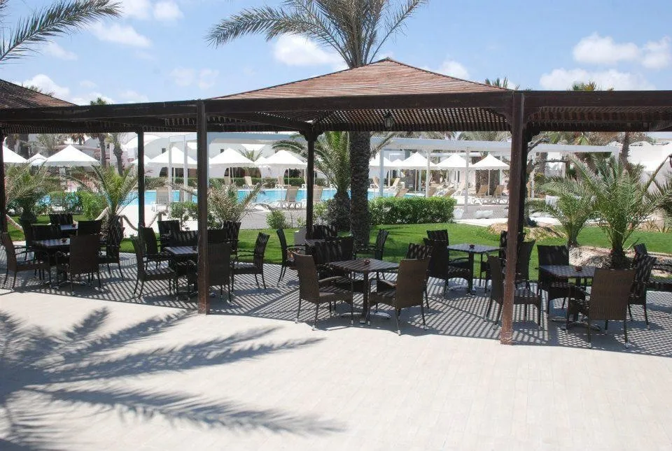 Meninx Resort Spa & Aqua Park (Ex.Riadh Meninx & Club Meninx) — MENINX RESORT SPA & AQUA PARK (EX.RIADH MENINX & CLUB MENINX)