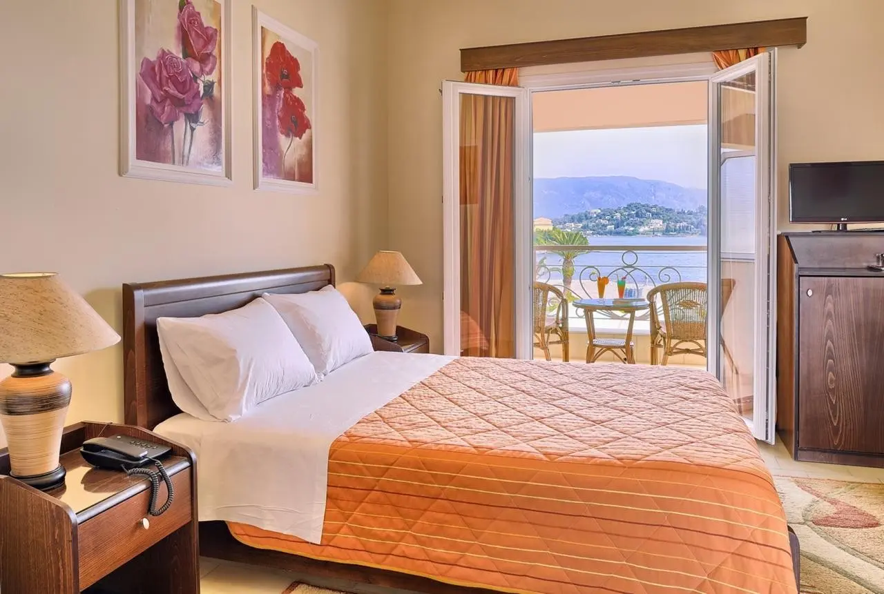 Molfetta Beach — MOLFETTA BEACH