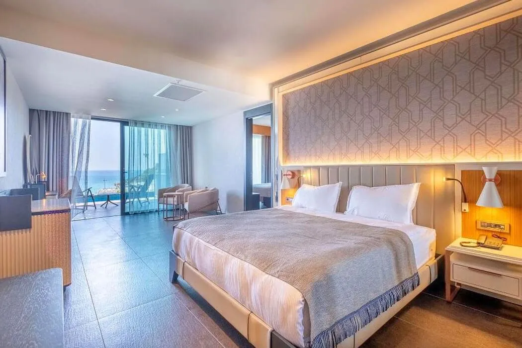 Mylome Luxury Hotel & Resort — MYLOME LUXURY HOTEL & RESORT