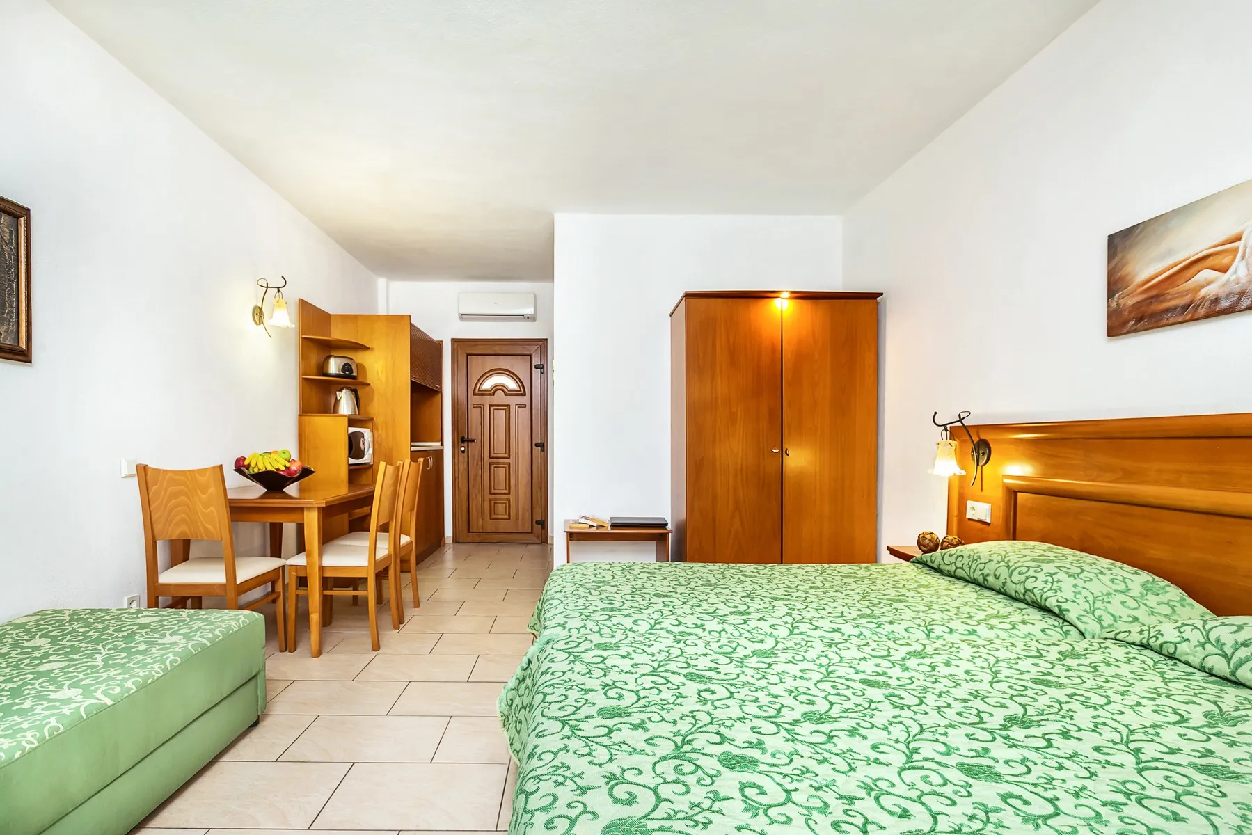 Nereides — NEREIDES