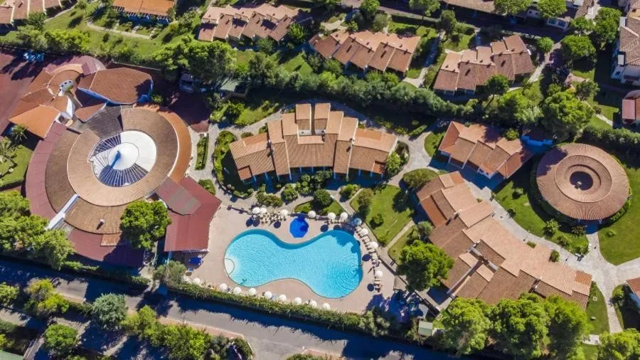 Nicolaus Club Li Cucutti — NICOLAUS CLUB LI CUCUTTI