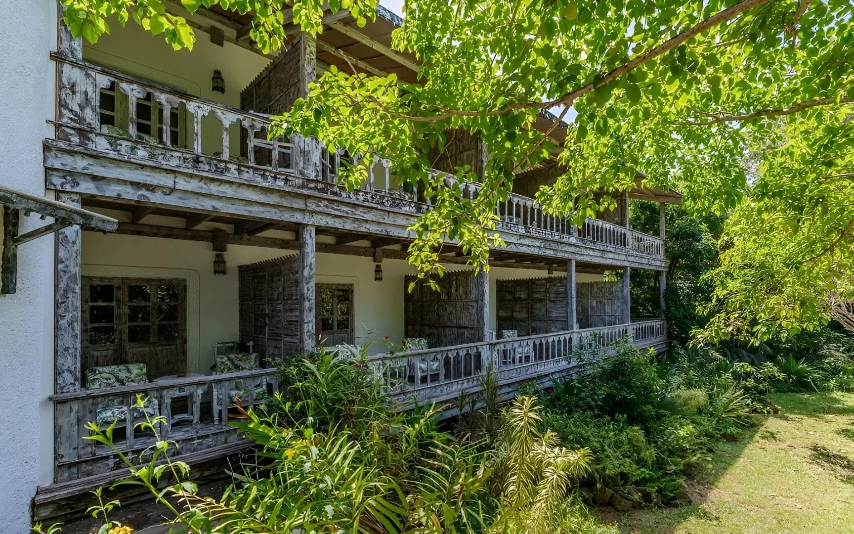 Hotel Nomad Beach Resort