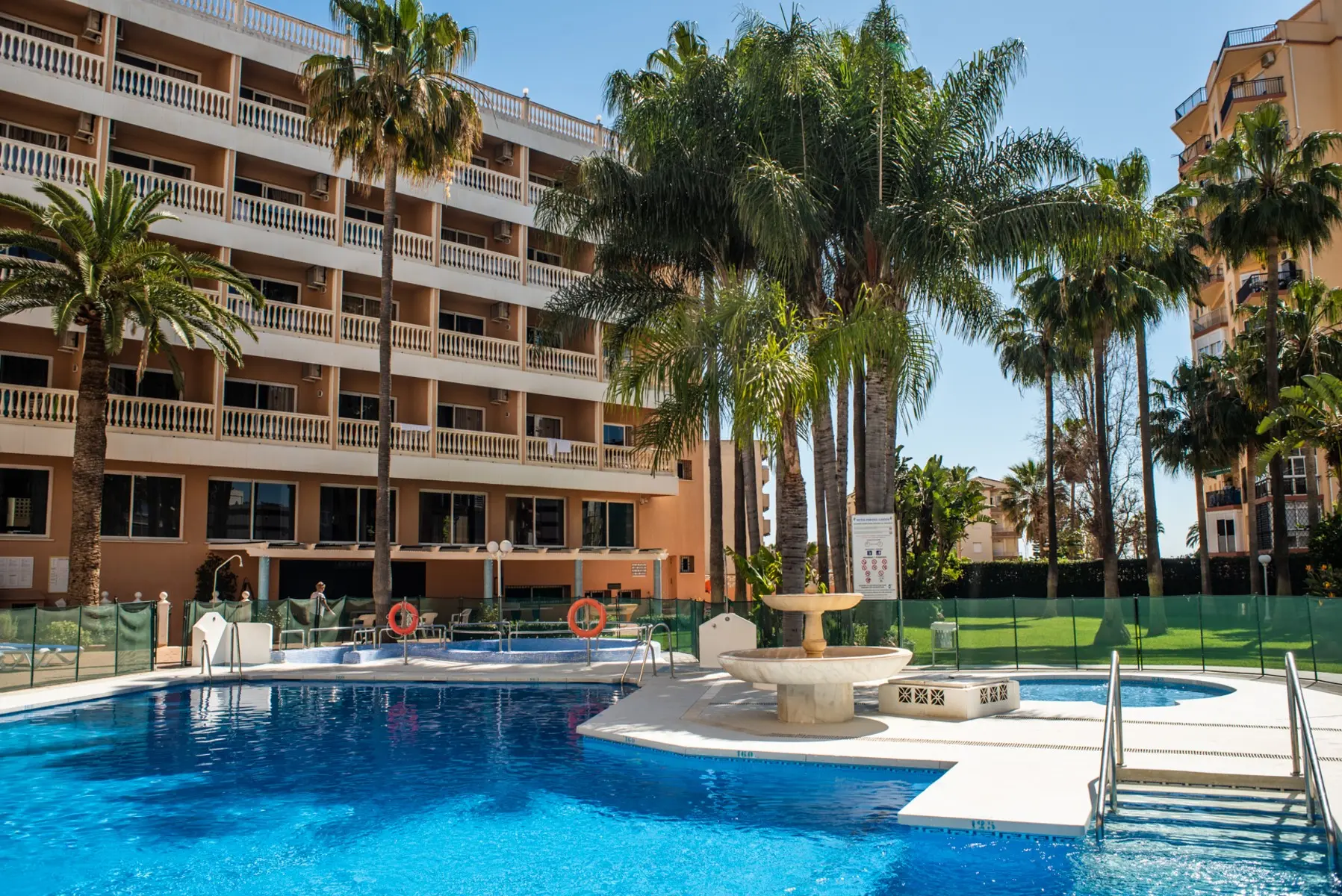 Parasol By Dorobe (Ex Parasol Garden) — PARASOL BY DOROBE (EX PARASOL GARDEN)