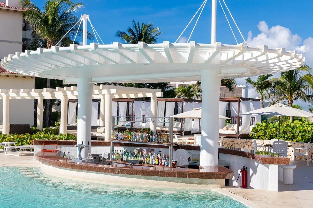 Park Royal Beach Cancun — GRAND PARK ROYAL CANCUN