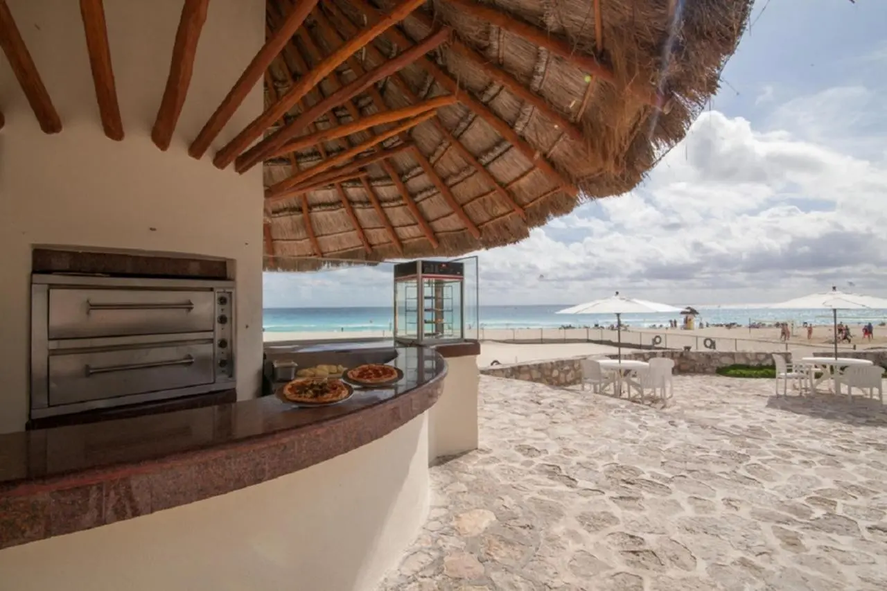 Park Royal Beach Cancun — GRAND PARK ROYAL CANCUN