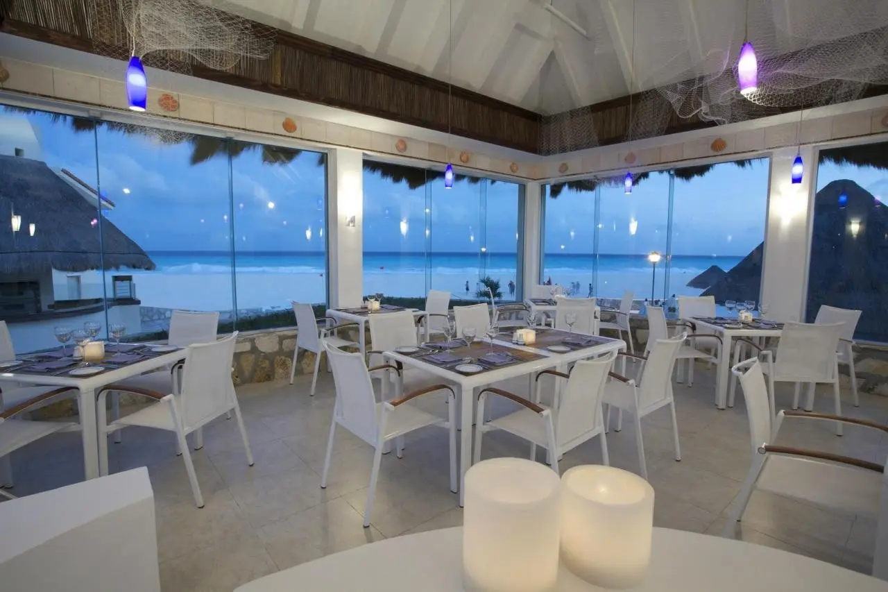 Park Royal Beach Cancun — GRAND PARK ROYAL CANCUN