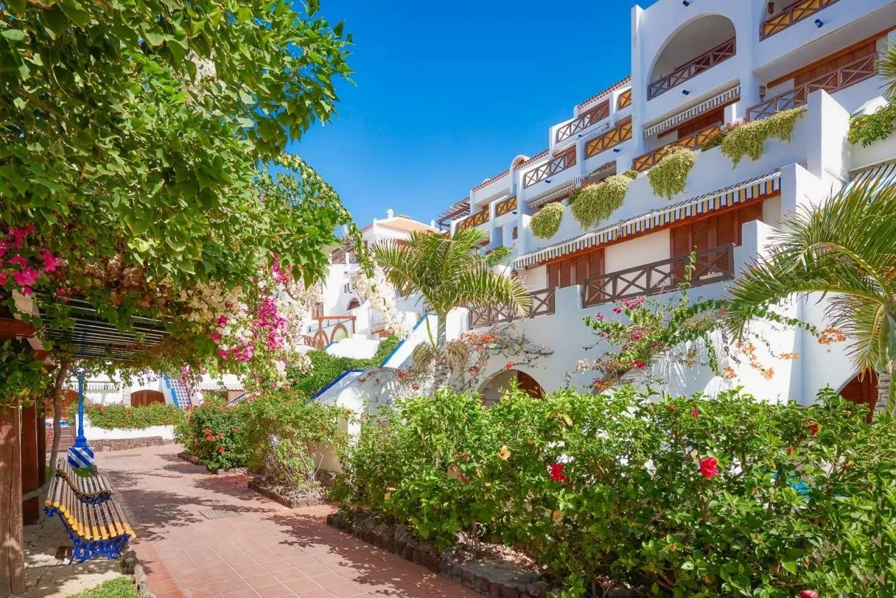 Parque Santiago 3 — PARQUE SANTIAGO 3