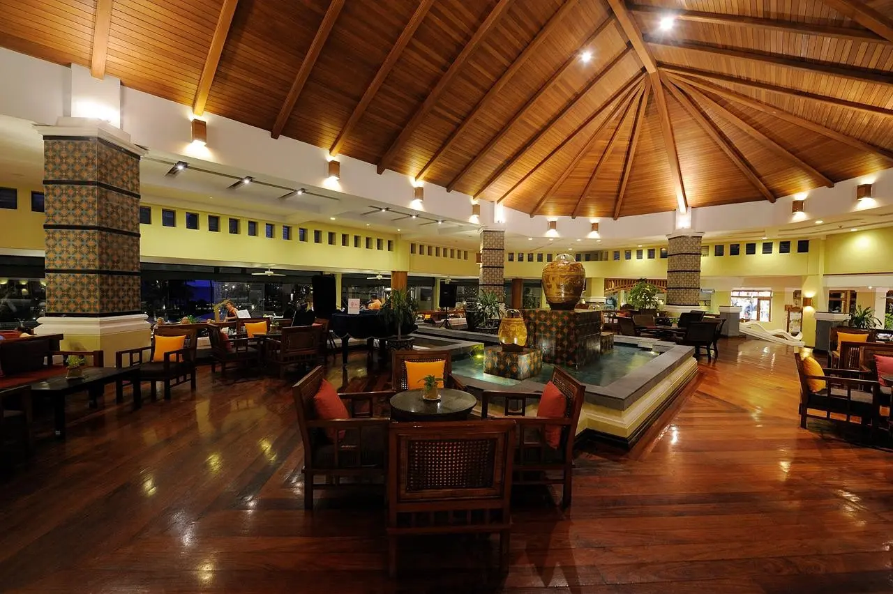 Phuket Marriott Resort And Spa — PHUKET MARRIOTT RESORT AND SPA