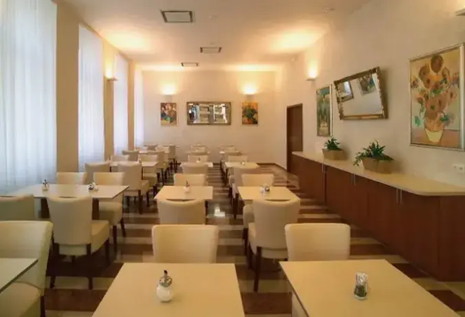 Restauracja i jedzenie w hotelu Prague Centre Plaza
