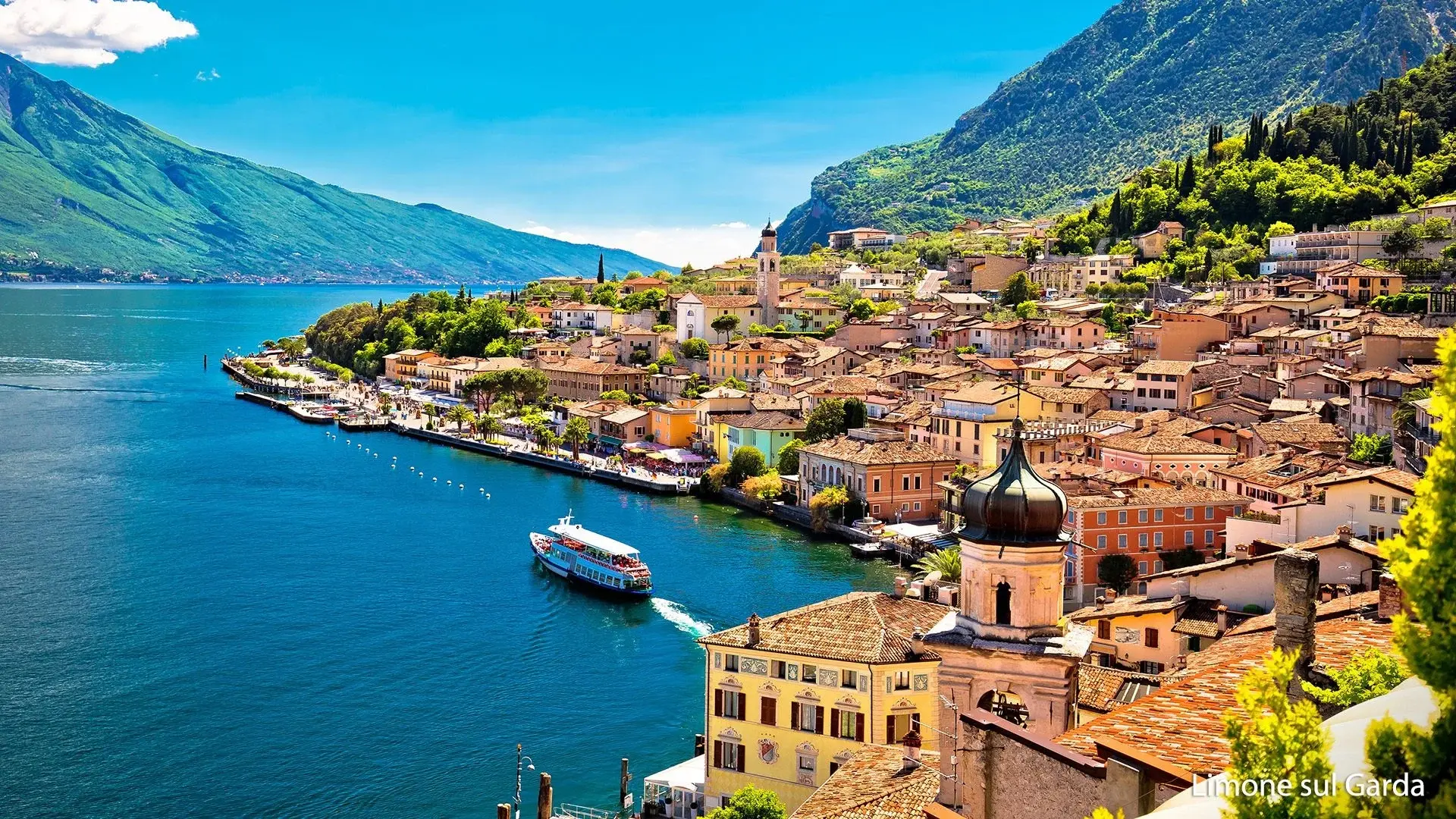 Hotel Refleksy i refleksje nad Gardą