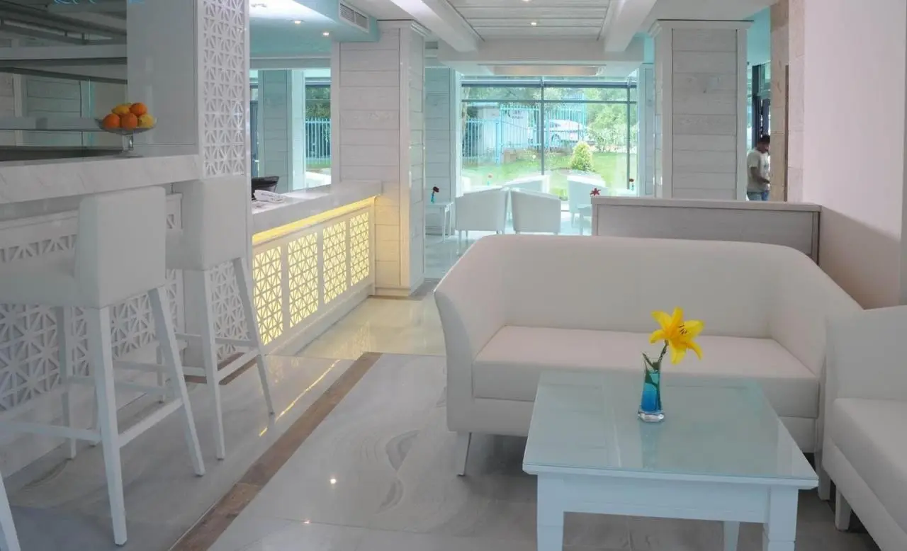 Lobby hotelu Royal Beach