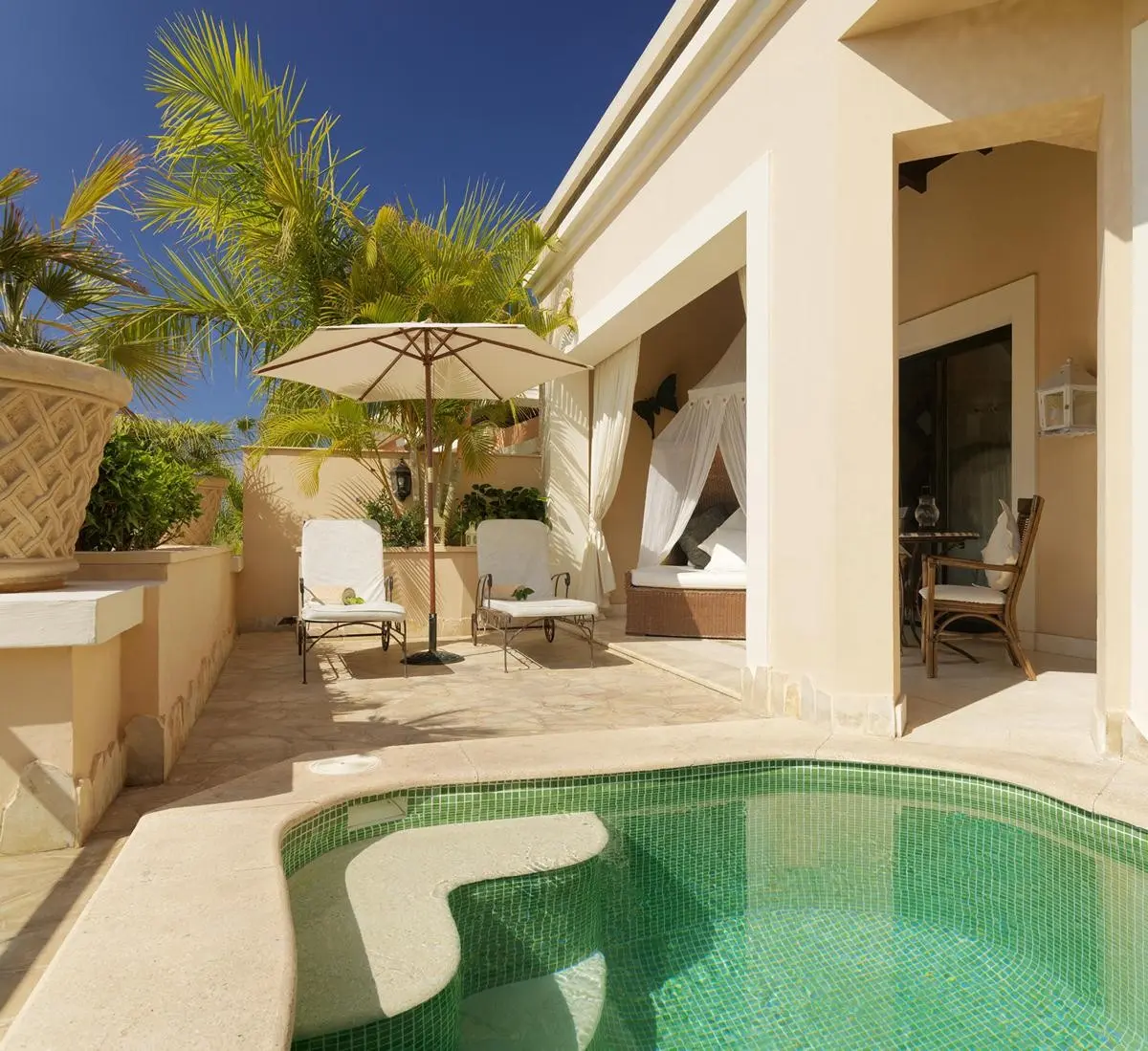 Royal Garden Villas — ROYAL GARDEN VILLAS