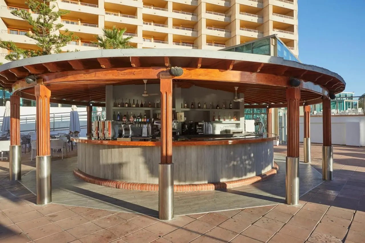 Sandos Benidorm Suites — SANDOS BENIDORM SUITES